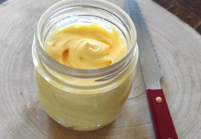 Easy 1 minute homemade mayonnaise